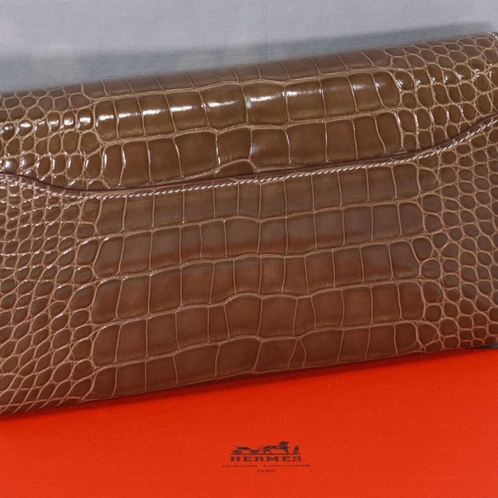 HERMES ALLIGATOR CONSTANCE WALLET - Picture 3 of 5